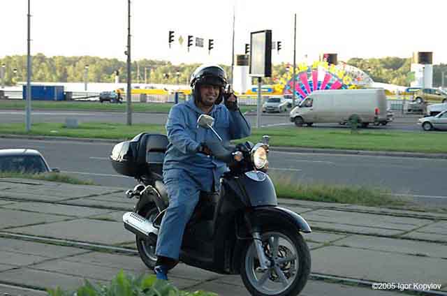 5-06-23 20'03 D7 8797